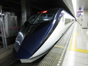 京成電鉄 スカイライナー AE型 前面 京成上野駅にて
