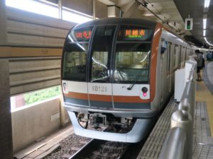 東京メトロ有楽町線 10000系 前面 新木場駅にて