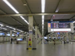 阪急神戸線 梅田駅 7番線～9番線 神戸線で西宮北口・神戸三宮・新開地方面に行く列車が発着します
