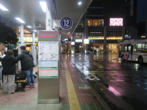徳島バス 徳島駅 バス乗り場 12番乗り場 川口営業所行きのバスはここから発着します
