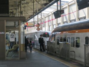 JR山形新幹線 福島駅 山形新幹線と東北新幹線はここで分割併合します