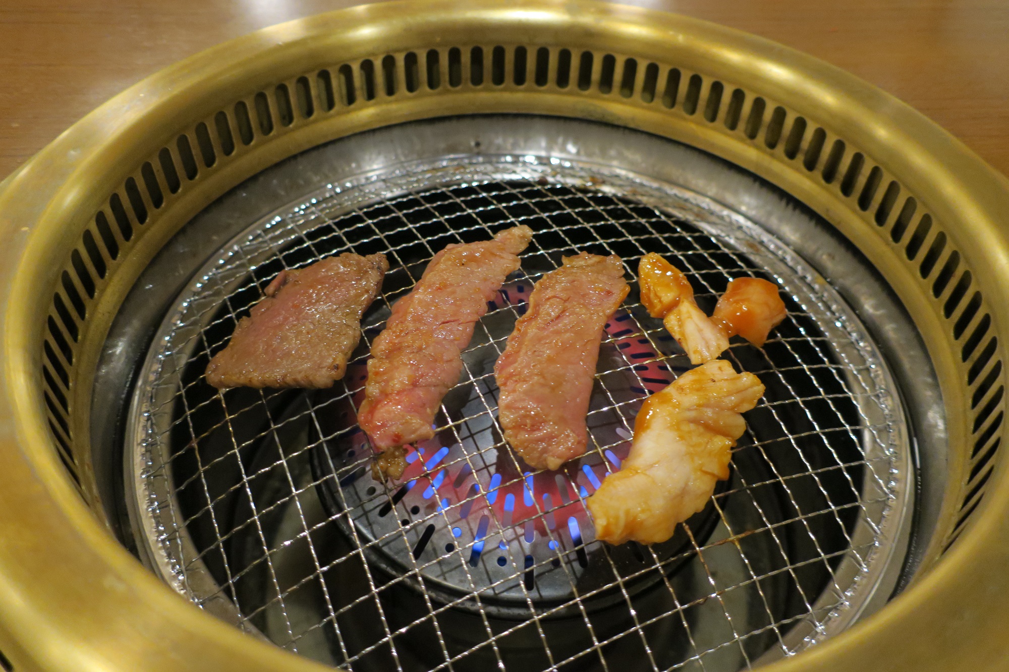東京健康ランド まねきの湯 お風呂上がりの焼肉ってサイコーです