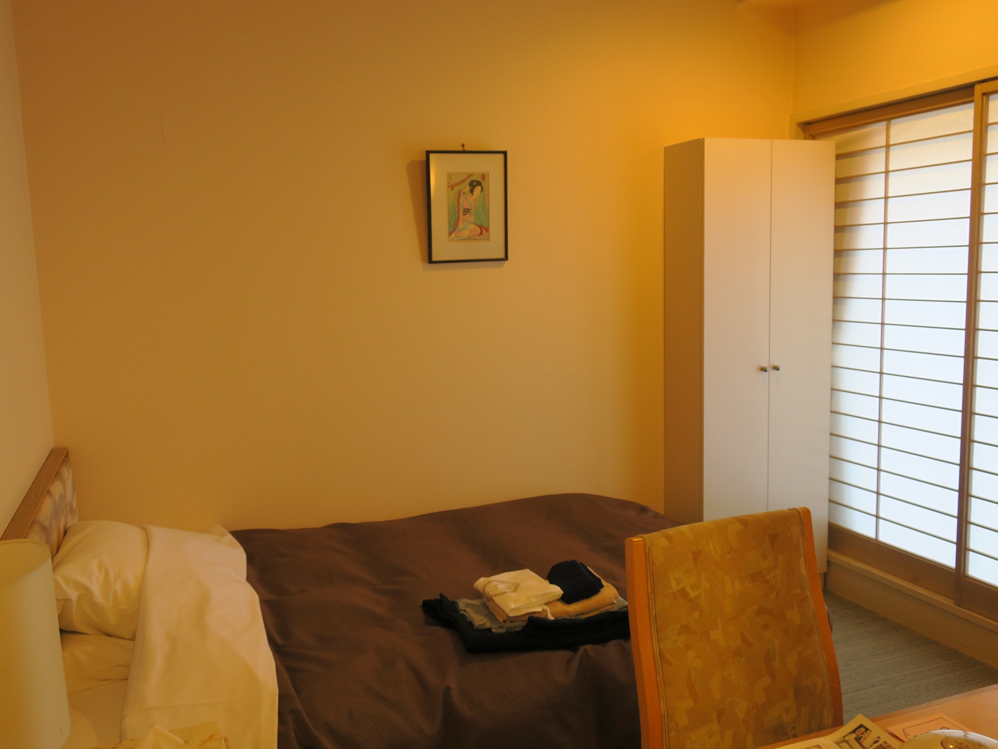 上諏訪温泉 ホテル鷺の湯 シングルルーム 入り口から窓方向を撮影