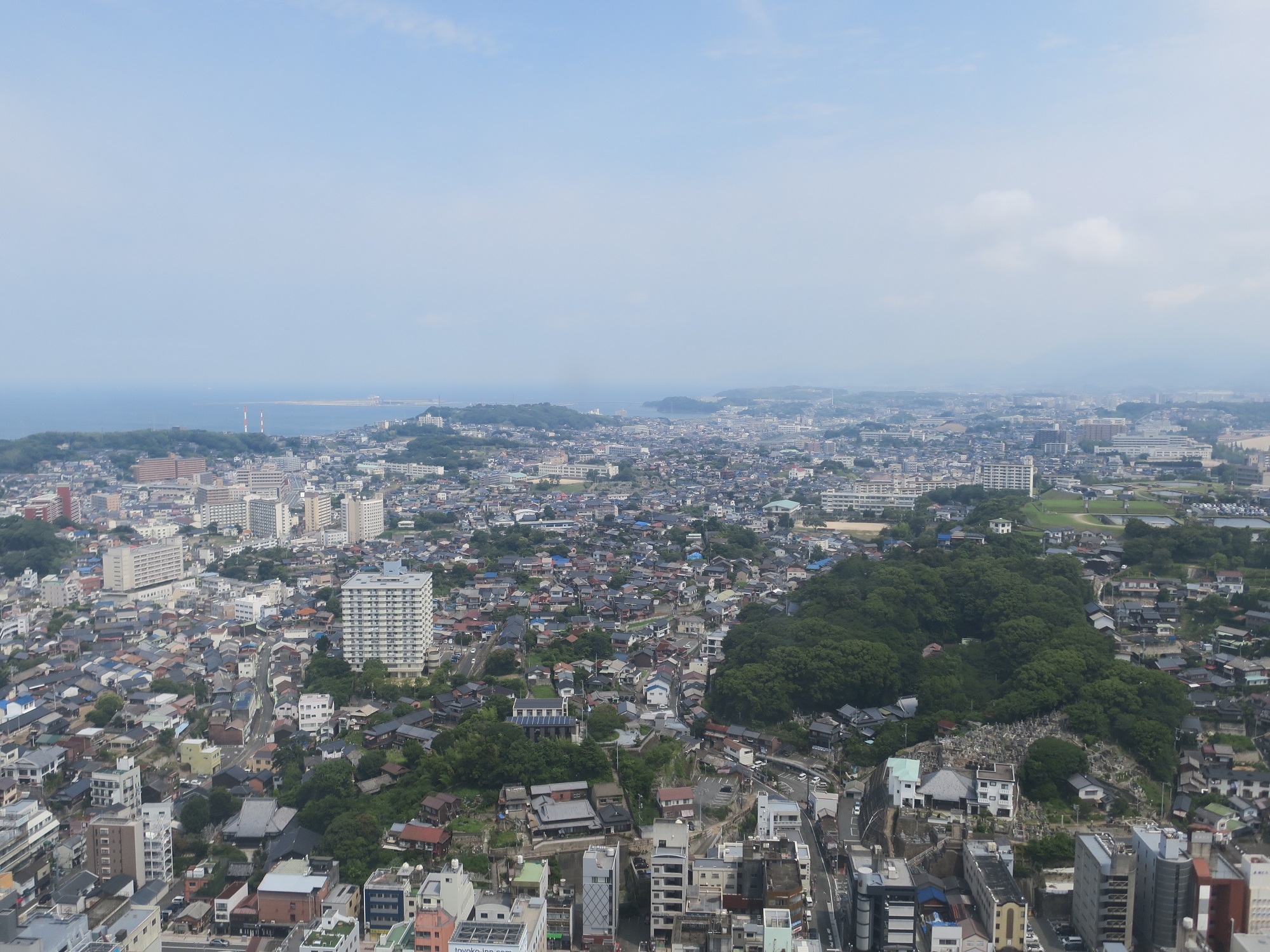下関 海峡ゆめタワー 30階展望台からの景色 長州出島方向を撮影